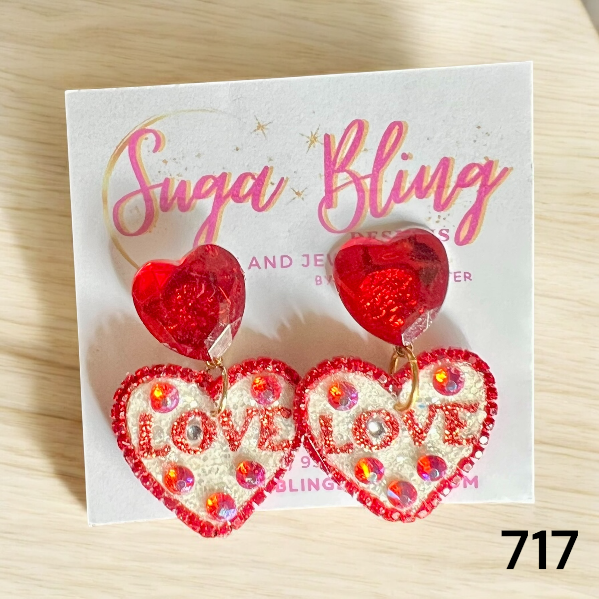A1 717 Red and White LOVE Hearts