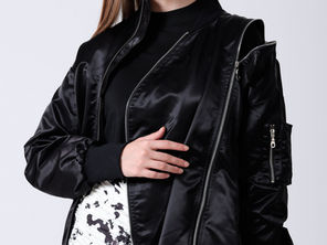 LIIAリーアの2024AW 新作コレクションの発売がSTARTしました。