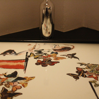 Dali art showing how it reflects from page