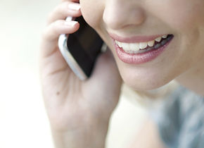 parler sur les téléphones