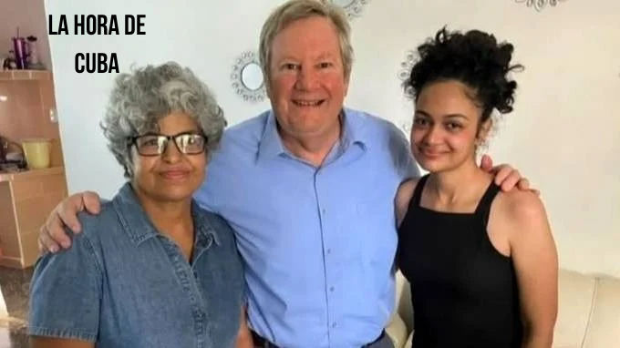 MIKE HAMMER VISITA A LA INFLUENCER ANNA BENSI