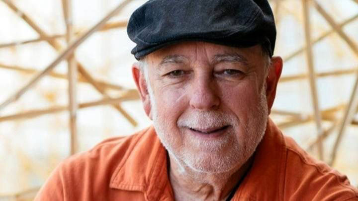 Hoy está de cumpleaños el cineasta Rolando Díaz.