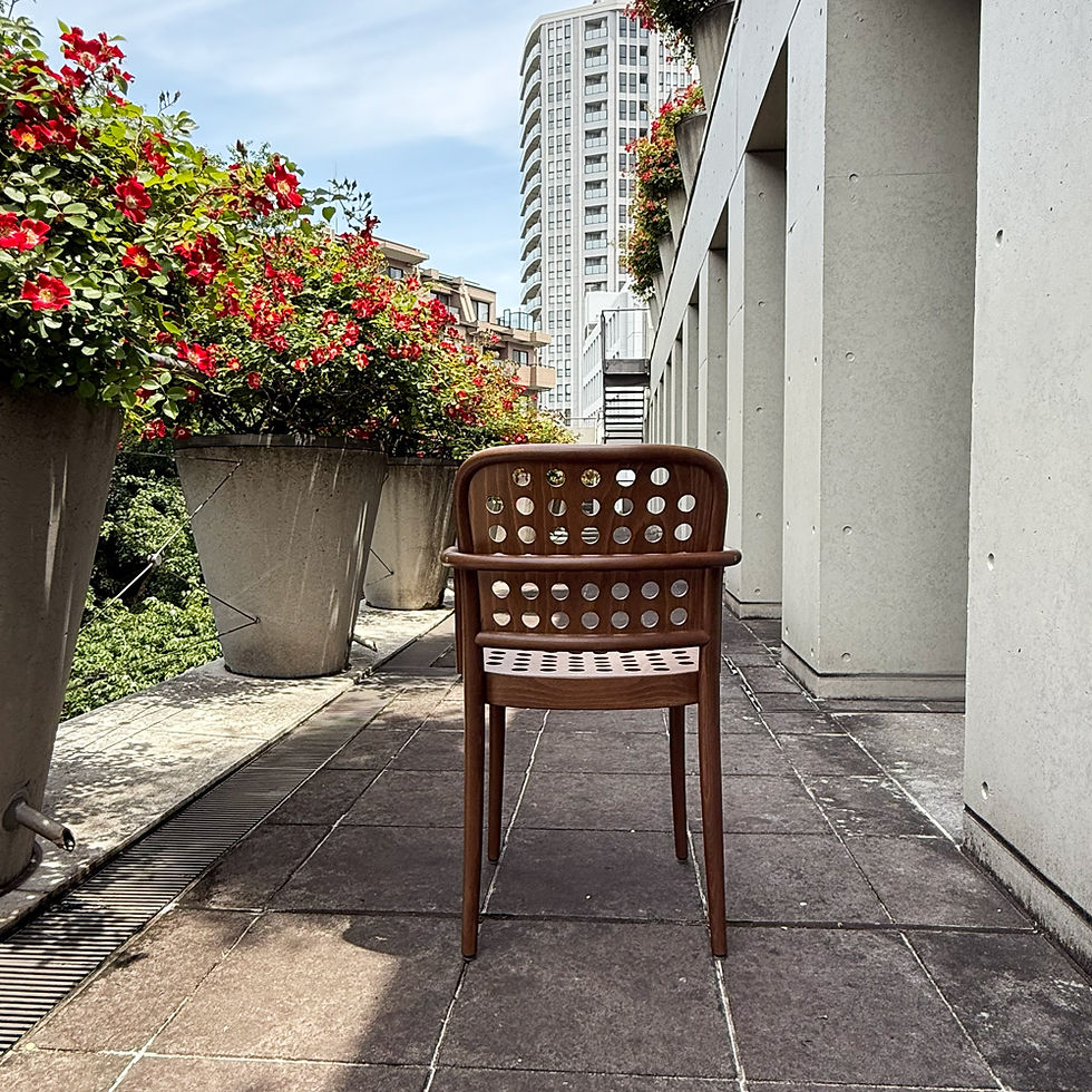 【在庫1点限り】TON "armchair 822" (321 822) Nougat