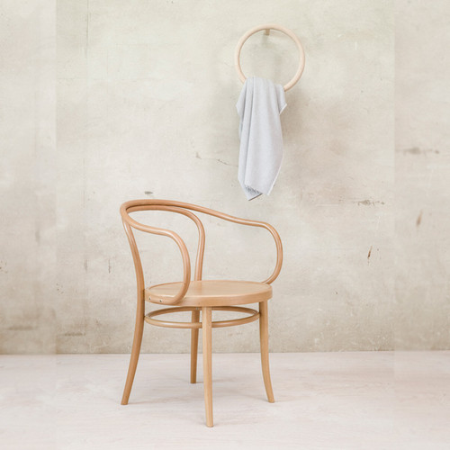 トーン | TON armchair 30 (321 030) Beech natural (lacquer) | IL
