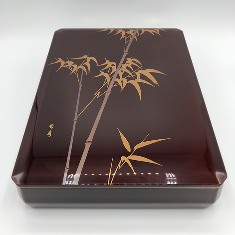 A Maki-e writing box - Suzuribako