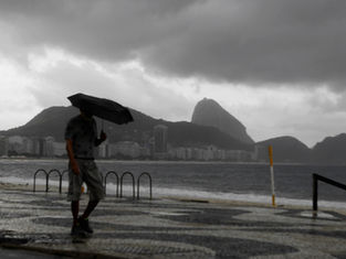 Alerta vermelho: Previsão de temporais e alagamentos se mantém em todo o estado do Rio