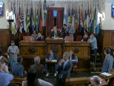 Vereadores da base e do PSOL dão título de cidadão Niteroiense para cantor que chamou Jesus de "travesti"