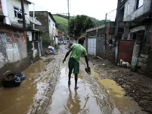 Pessoas atingidas por temporal vão receber Cartão Recomeçar no valor de R$ 3 mil