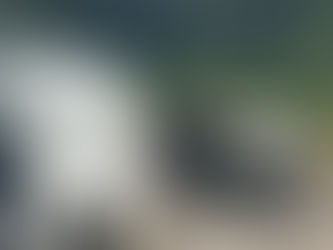 Corpo carbonizado é encontrado dentro de porta-malas de carro incendiado em Niterói