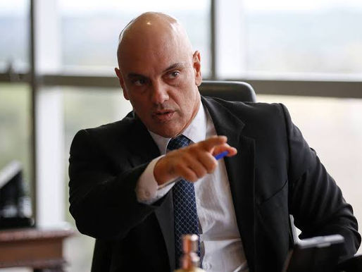 Moraes ignora pedido de defesa e ordena que Exército entregue armas de Bolsonaro diretamente à PF