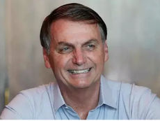 Bolsonaro deixa UTI e é transferido para unidade semi-intensiva, informa Michelle