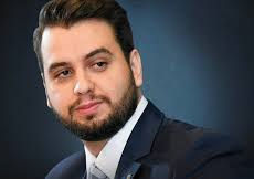 Sob ordens de Moraes, Filipe Martins é reconduzido à prisão em Ponta Grossa após nova ofensiva judicial