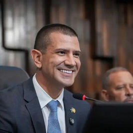 Douglas Ruas convoca colégio de líderes para apresentar a criação de uma comissão especial para ‘enxugar’ a máquina pública