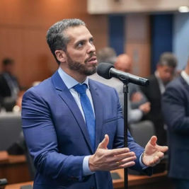 PSOL tenta barrar indicação de Rodrigo Amorim ao Tribunal de Contas do Estado