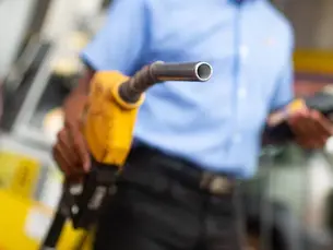 Gasolina, diesel e botijão de gás ficarão mais caros nesta quinta. Confira os preços