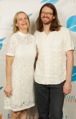 Catherine Rhodes, Ricky Rhodes