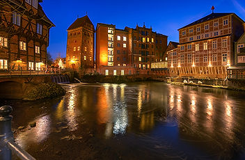 Lüneburg HDR Abends an der Ilmenau in Lüneburg (Niedersachsen) 131006243 © AdobeStock · M