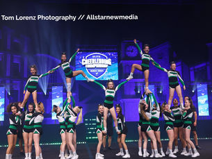 Ich liebe... Cheerleading! Ein Blick hinter die PomPoms.