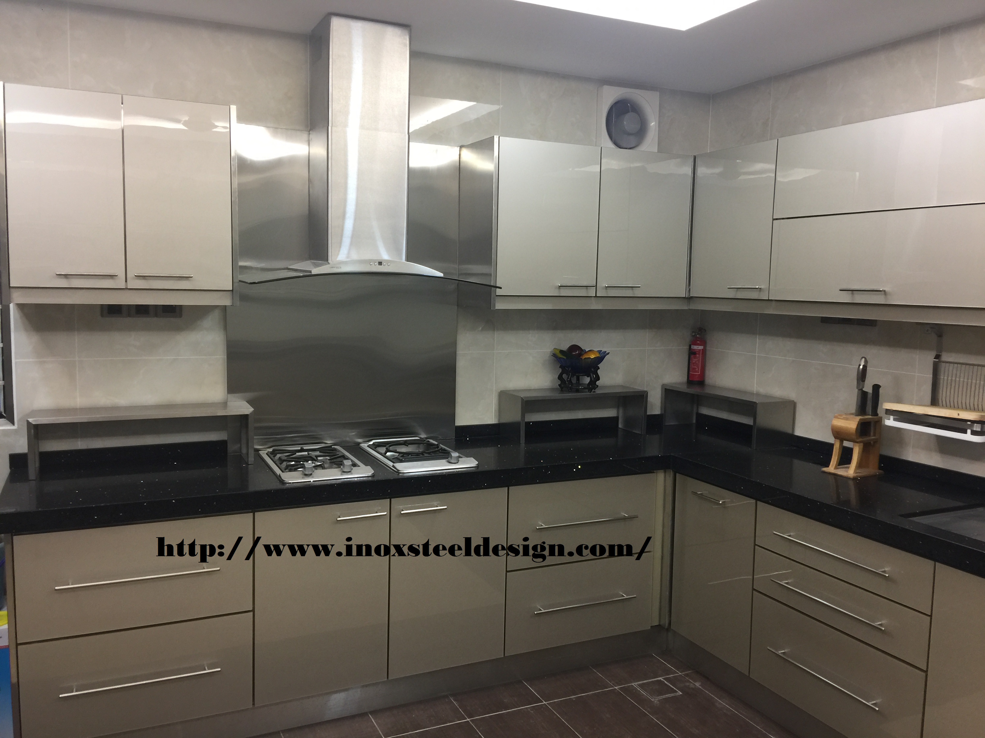 Stainless Steel Kitchen Puchong ERIGIESTUDIO