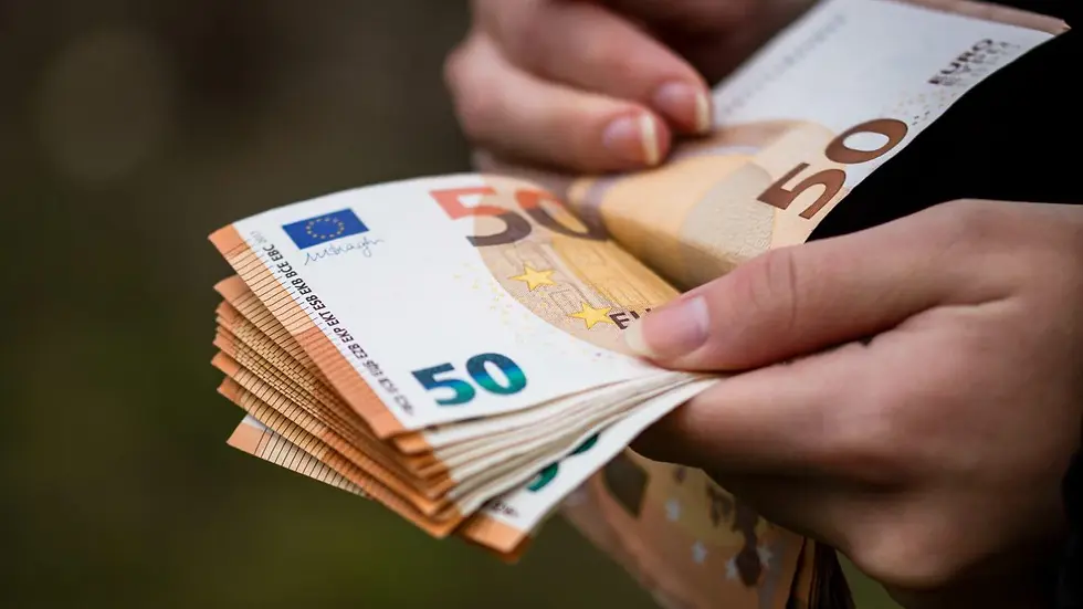 Come funziona la flat-tax al 5% sugli aumenti contrattuali. Azione Sindacale risponde a Giovanni da Tolmezzo