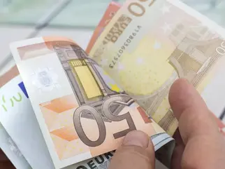 Rinunci alla Pensione? Da settembre (ma non per tutti) più soldi in busta paga con il Bonus Giorgetti