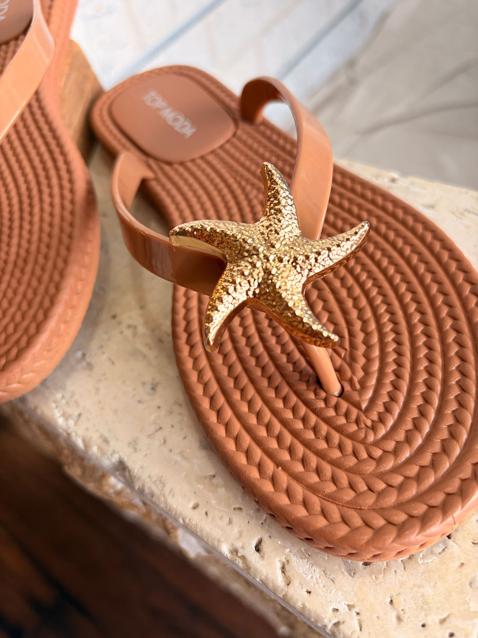 Thumbnail: Starfish Flip Flop