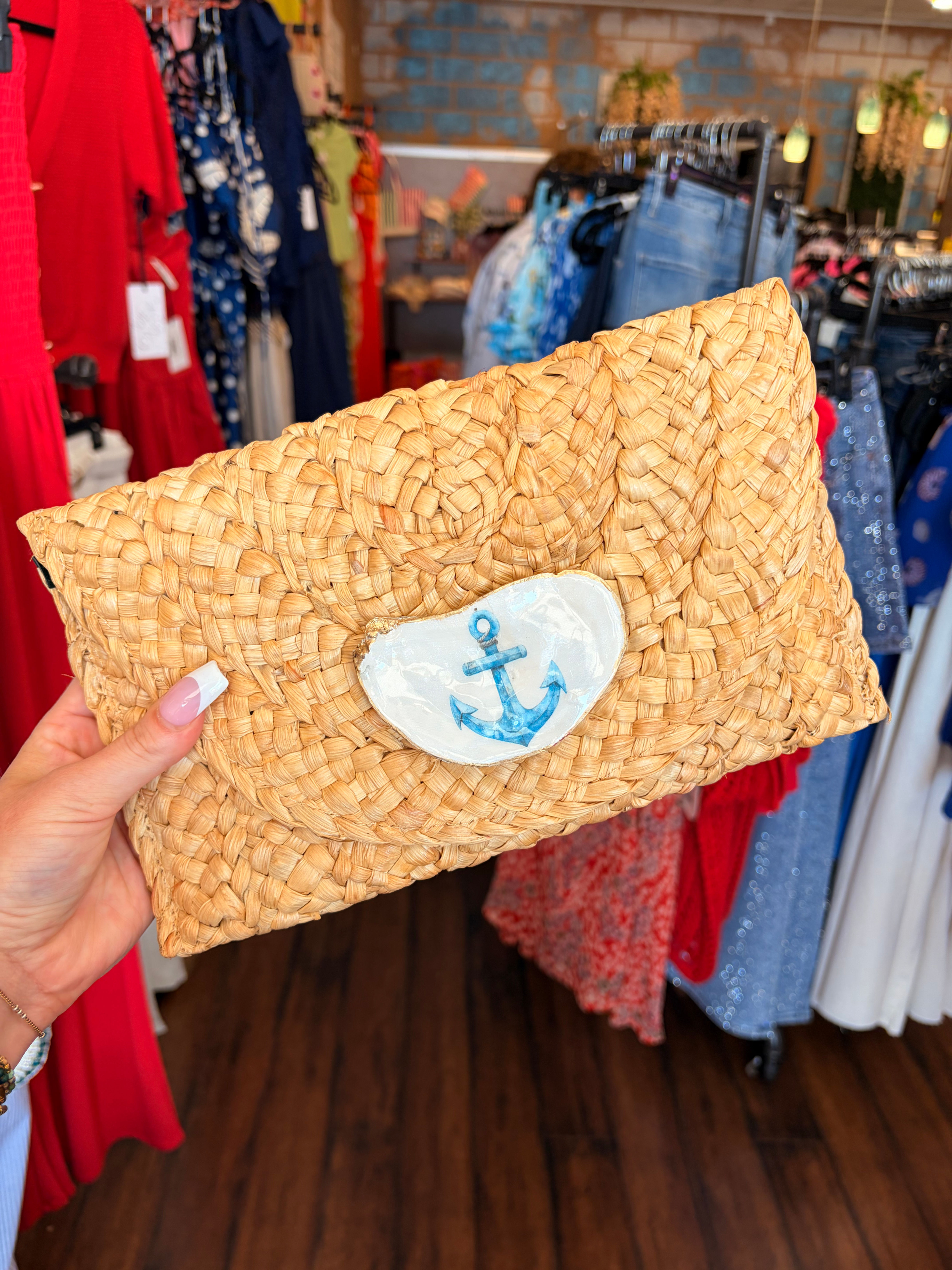 Anchor Straw Clutch