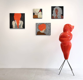 voskové obrazy a plastiky od Dany Bartoníčkové v Knupp gallery Praha