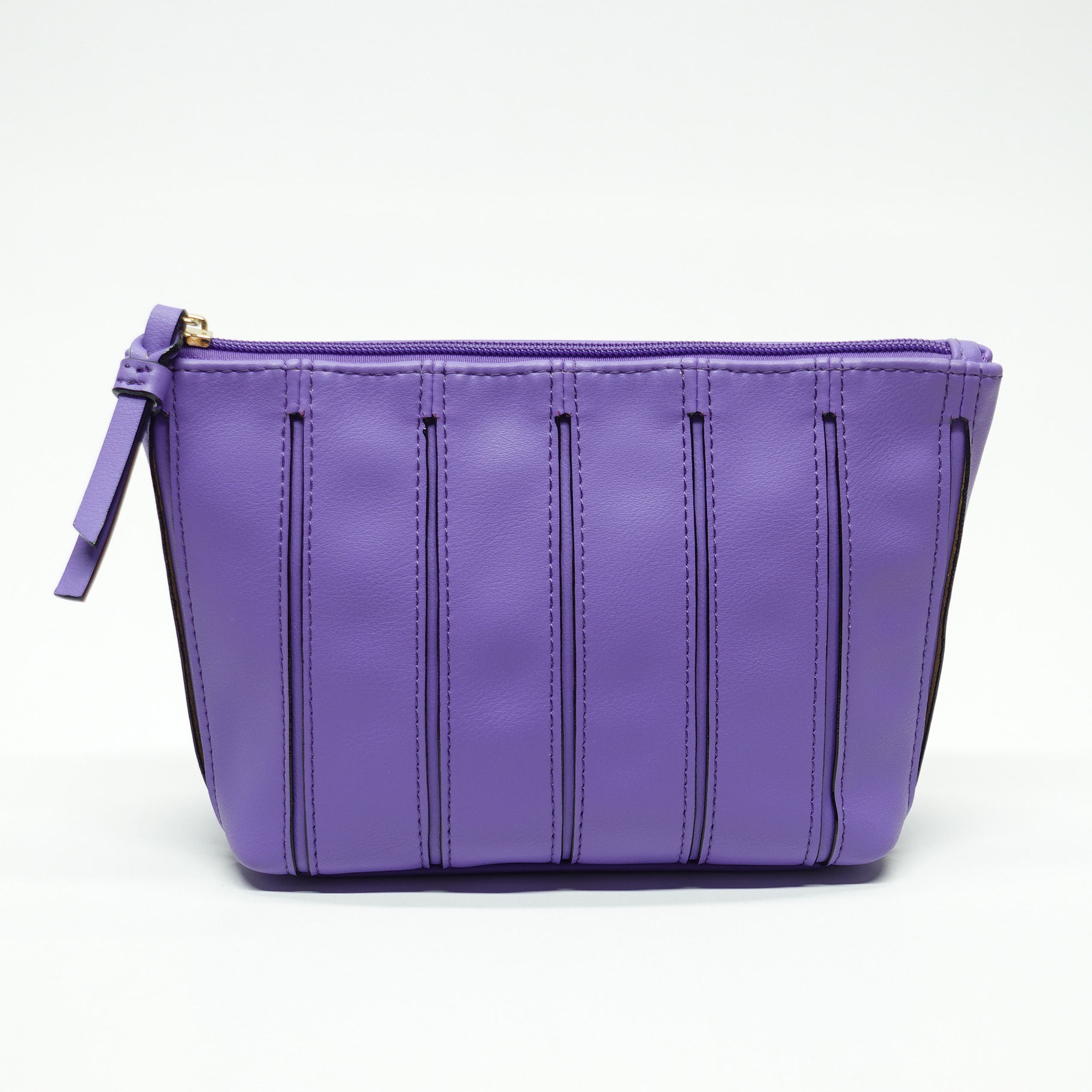 Vibrant-purple-pleated-vegan-leather-makeup-pouch-gold-zipper-tapered-design-factory-wholesale.