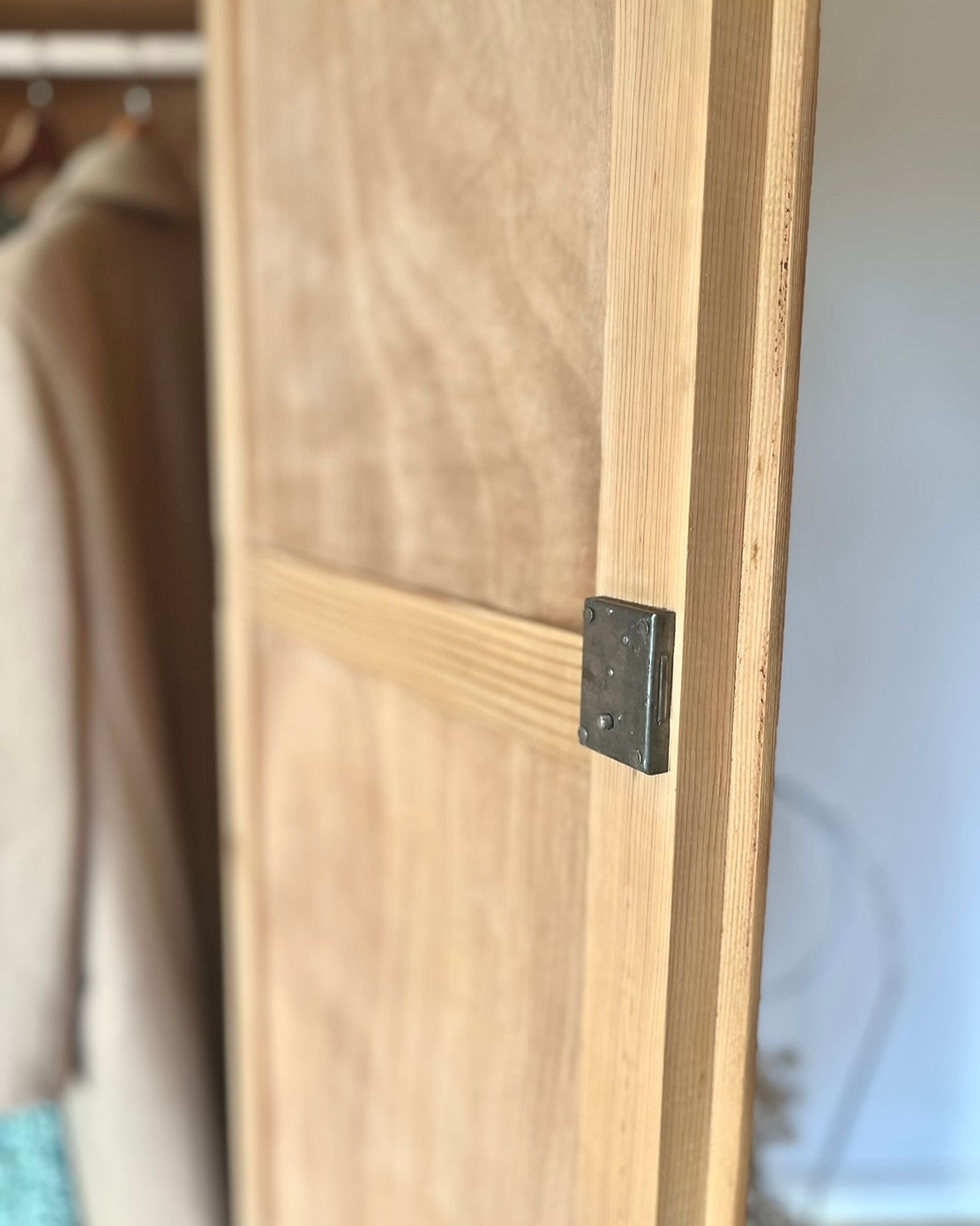 Miniature : Armoire Parisienne et sa lavande 