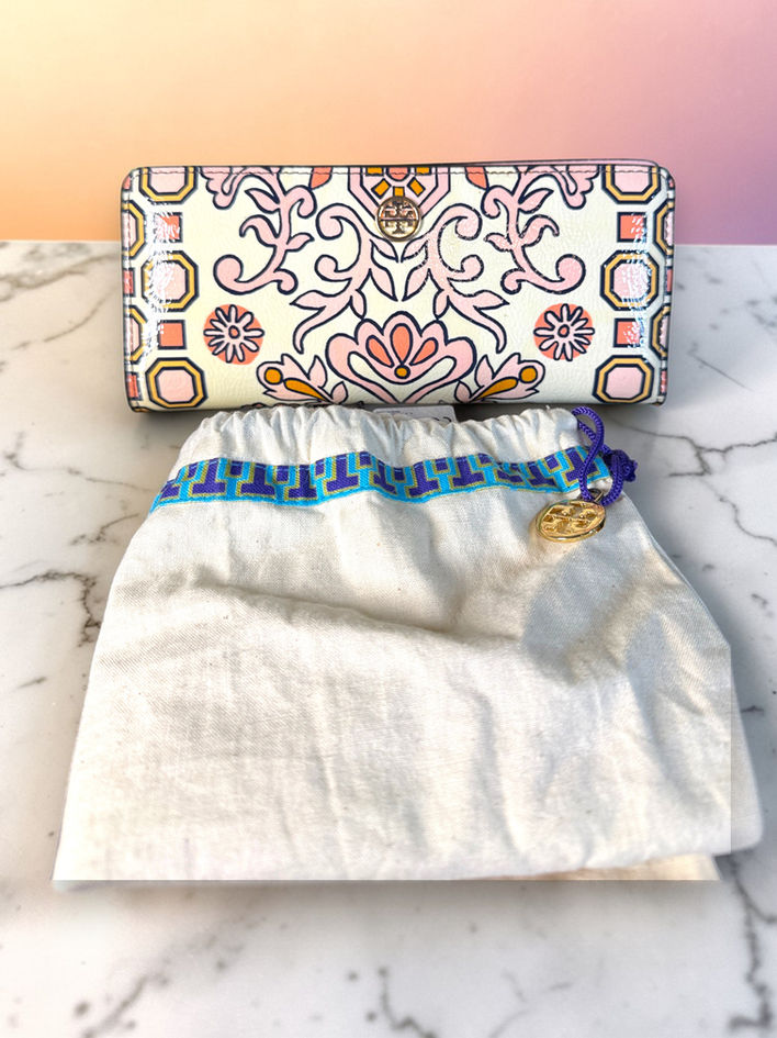 Tory Burch Hicks Wallet Garden Party floral patent leather front view with Tory Burch Dustbag