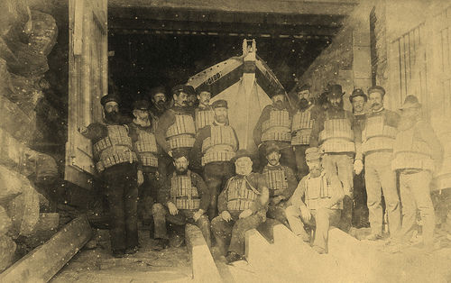 18900000 Crew Jones-Gibb.jpg