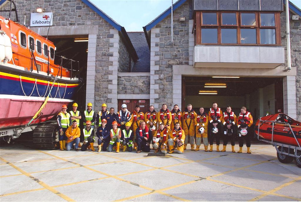 20040000 Barmouth Crew.jpg