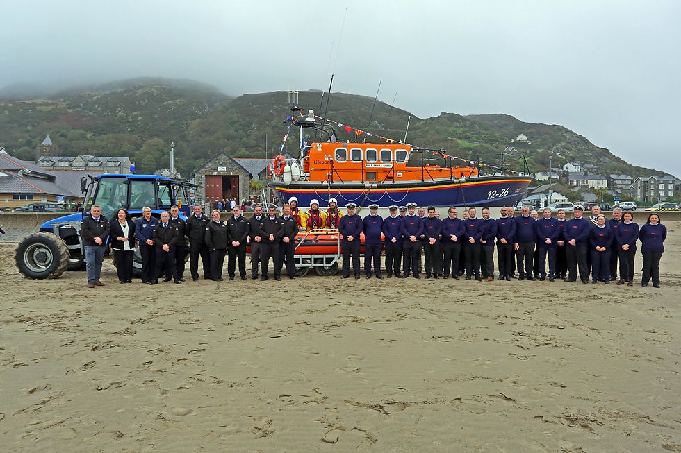 20171001 Barmouth_D-814 naming crews_021.jpg
