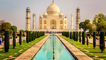 beautiful-vertical-shot-taj-mahal-building-agra-india-clear-sky.jpg