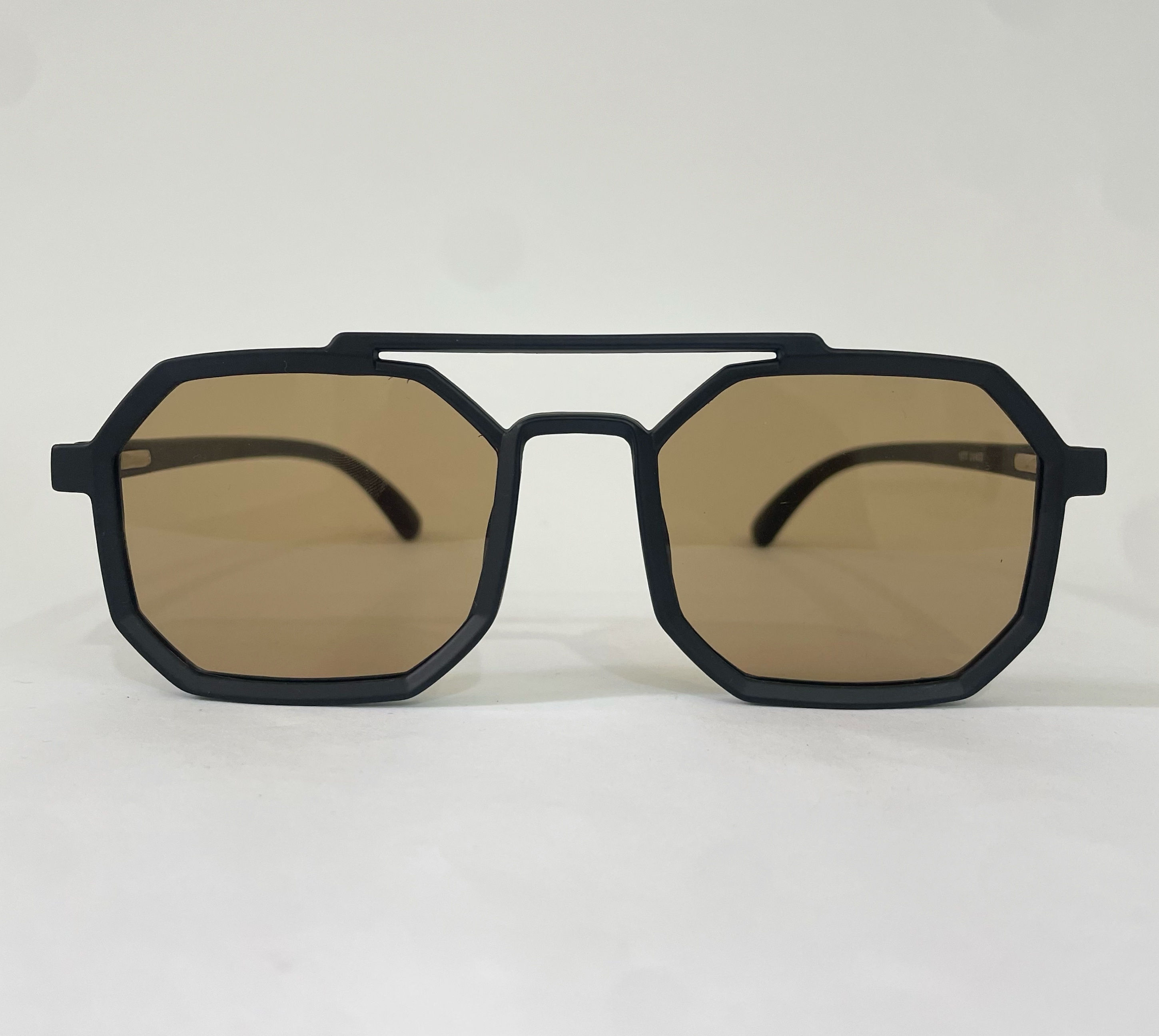 Óculos de sol preto fosco e marrom 1577