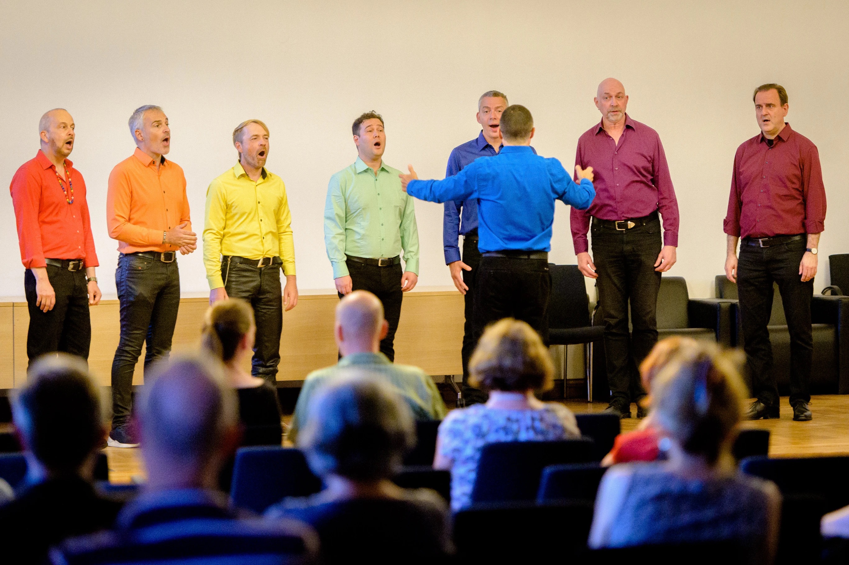 SpreeKlang Männerchor beim Auftritt