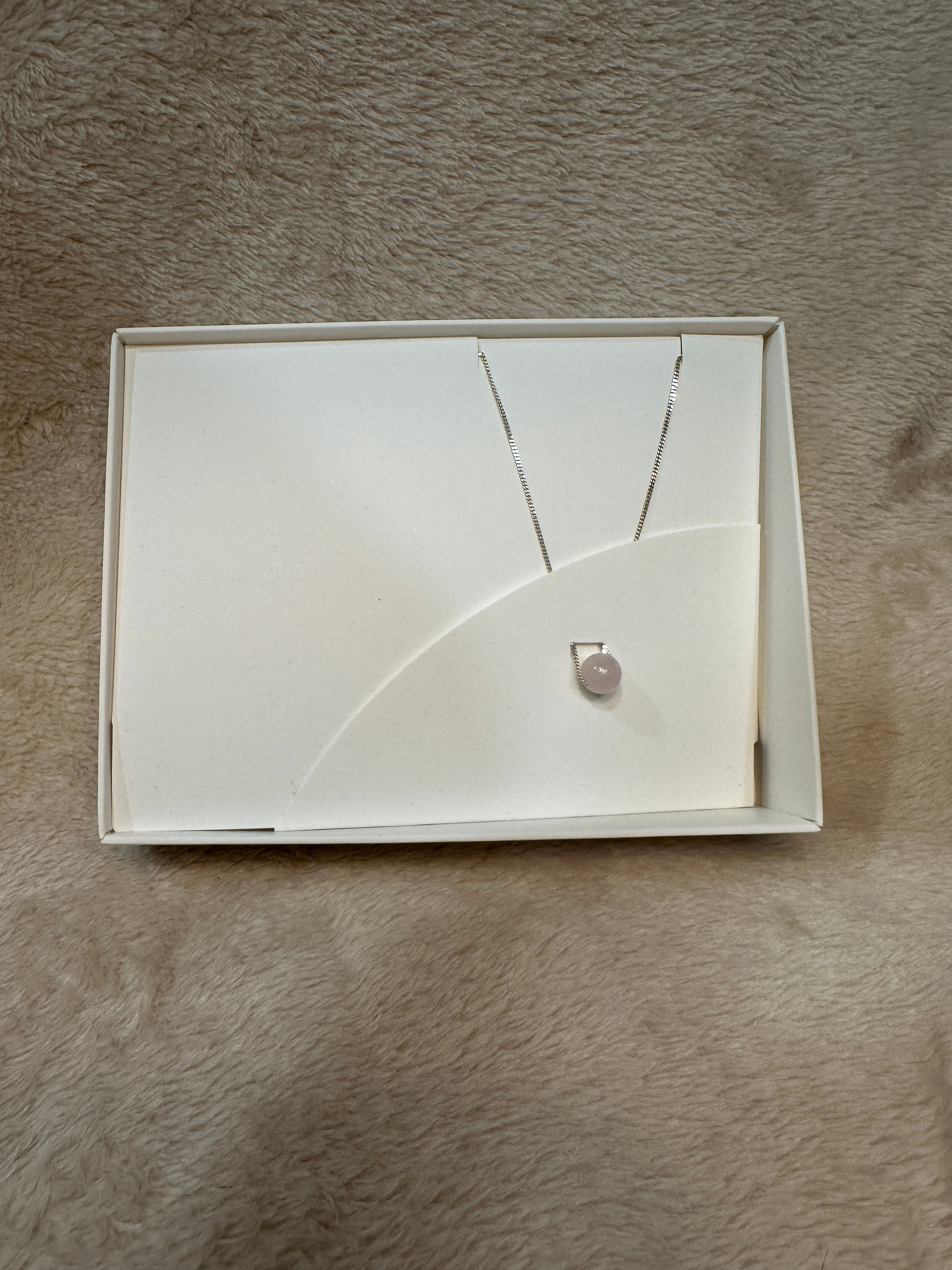 Minimal touch pakabutis