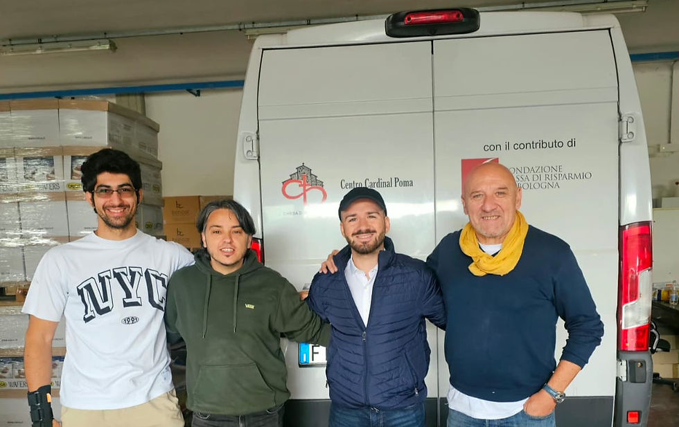Reuse with Rotaract: 130 chili di vestiti donati al Centro Cardinal Poma