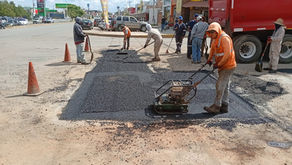 Atiende obras públicas de Guadalupe bacheo y reparaciones 
