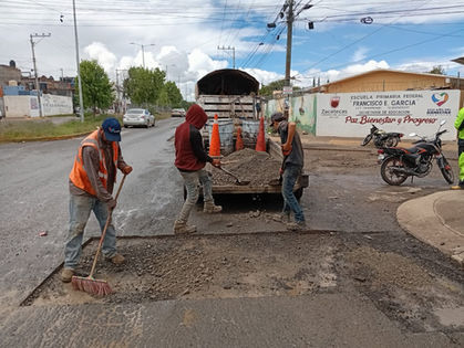 Continúan en Guadalupe trabajos de bacheo y rehabilitación