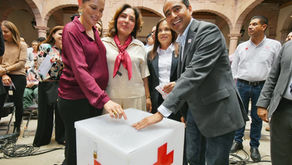Invitan Pepe Saldívar y Paulina Hernández a donar para la Cruz Roja