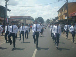 ESCOLTAS EN DESFILES