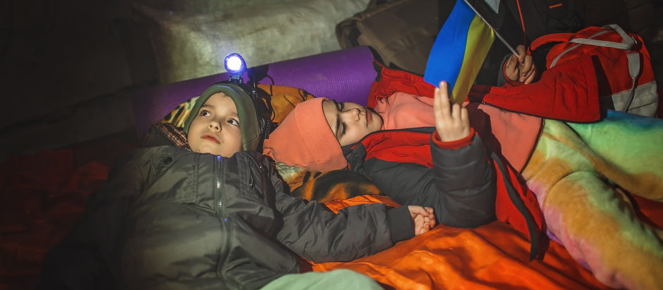 《馬里烏波爾居民講真實：第一手資料 Mariupol Residents Speak - First-hand Accounts》（2022）：烏克蘭居民談亞速和右區