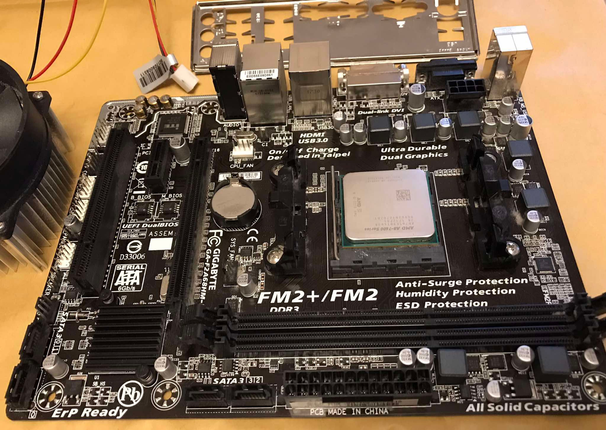 Gigabyte GA-F2A68HM-HD2 Socket, FM2b, DDR3, Motherboard + AMD a8 series a8-7650k CPU, ad765kxbi44ja fm2+, 3.3ghz, 4 Core, 4m