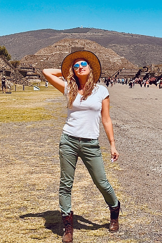 Jessica_serrano_tv_joutnalist_travel_miami.jpg