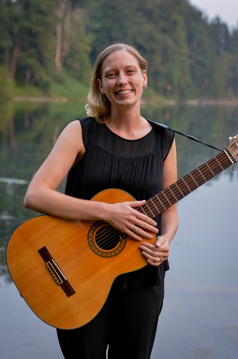Kristin Schneider Photo