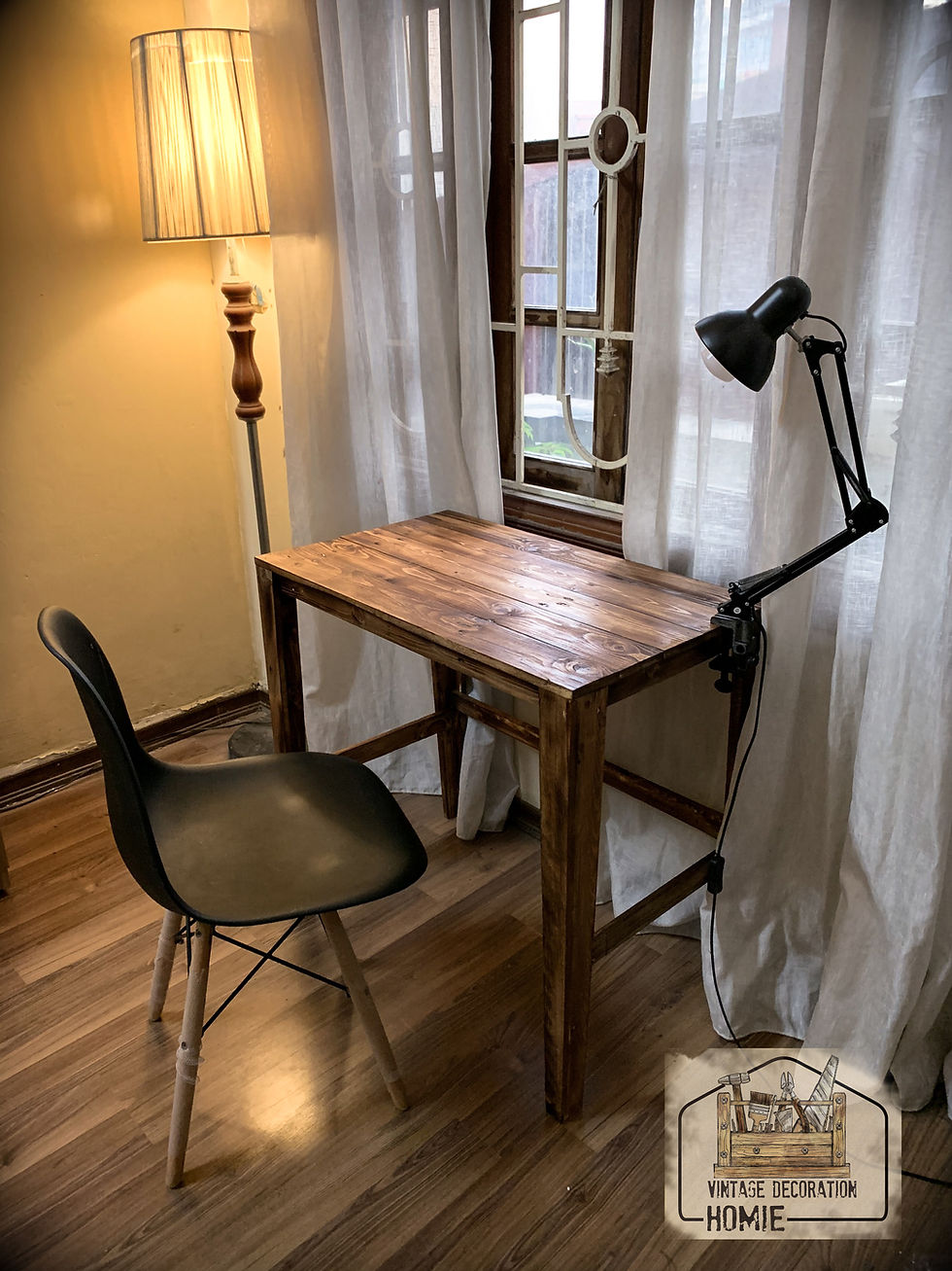 Hình thu nhỏ: BÀN CHÂN GỖ