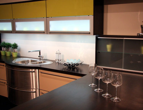 kitchen-g0651e26c5_1920_edited.jpg
