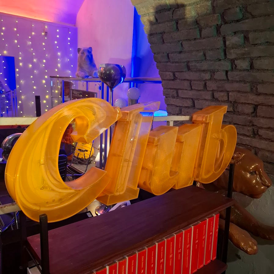 Miniatura: Insegna luminosa " Club "